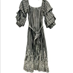 Ark & Co.**Beautiful Embroidered Midi Dress***Small $480